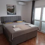 Pensión Rose Loboja Makarska